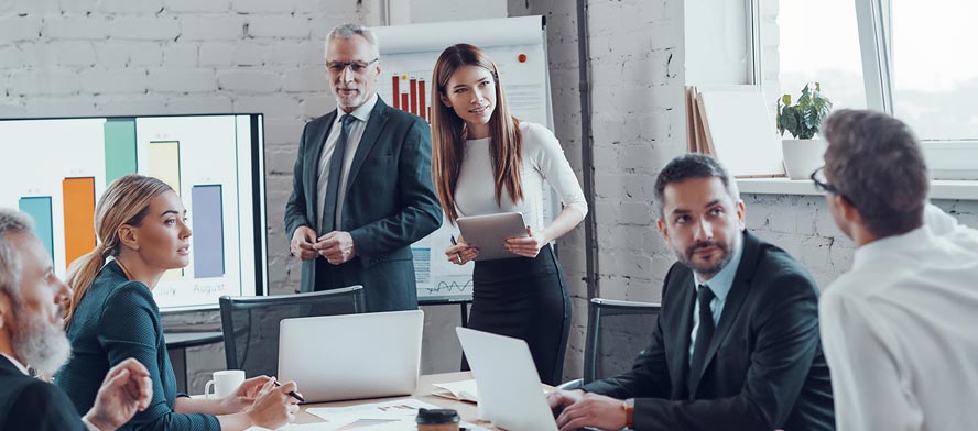 堅持小班制圖片